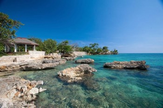 PDDCA22GJO0045 Bluefields Jamaica Southwest Coast Poster Print by Greg Johnston - 26 x 18 in.