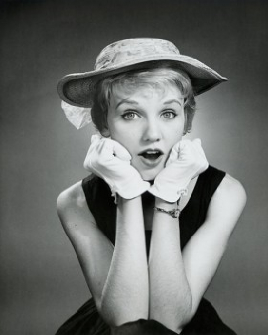 SAL25550022 Portrait of a Young Woman with Her Hands on Her Chin Poster Print - 18 x 24 in.