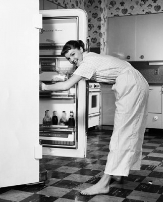 Side Profile of a Young Woman Standing in Front of a Refrigerator Poster Print - 18 x 24 in -  BrainBoosters, BR3161380