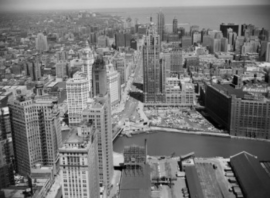 SAL2558654 Aerial View of Skyscrapers in a City Chicago River Chicago Illinois USA Poster Print - 18 x 24 in.