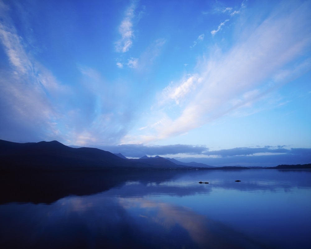 Lough Leane Lakes of Killarney Macgillycuddys Reeks County Kerry Ireland Poster Print - 17 x 13