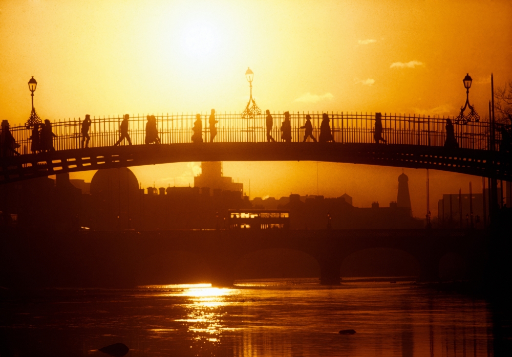 DPI1829882 HaPenny Bridge Over River Liffey - River Liffey Dublin Co Dublin Ireland Poster Print by The Irish Image Collection, 19 x 13