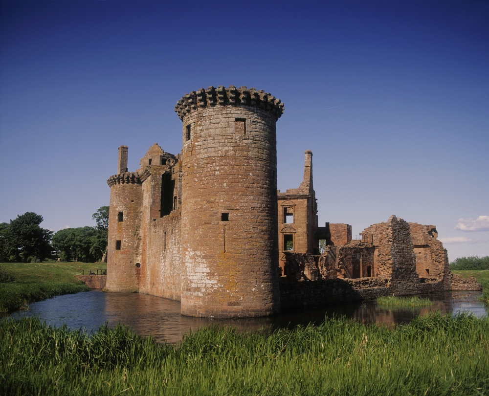 Caerlaverock Castle Dumfries Scotland - 13th Century Triangular Moated Castle Poster Print by The Irish Image Collection - 15 x 12