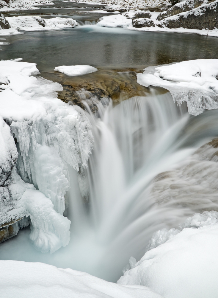 Elbow Falls Kananaskis Alberta Poster Print - 12 x 17