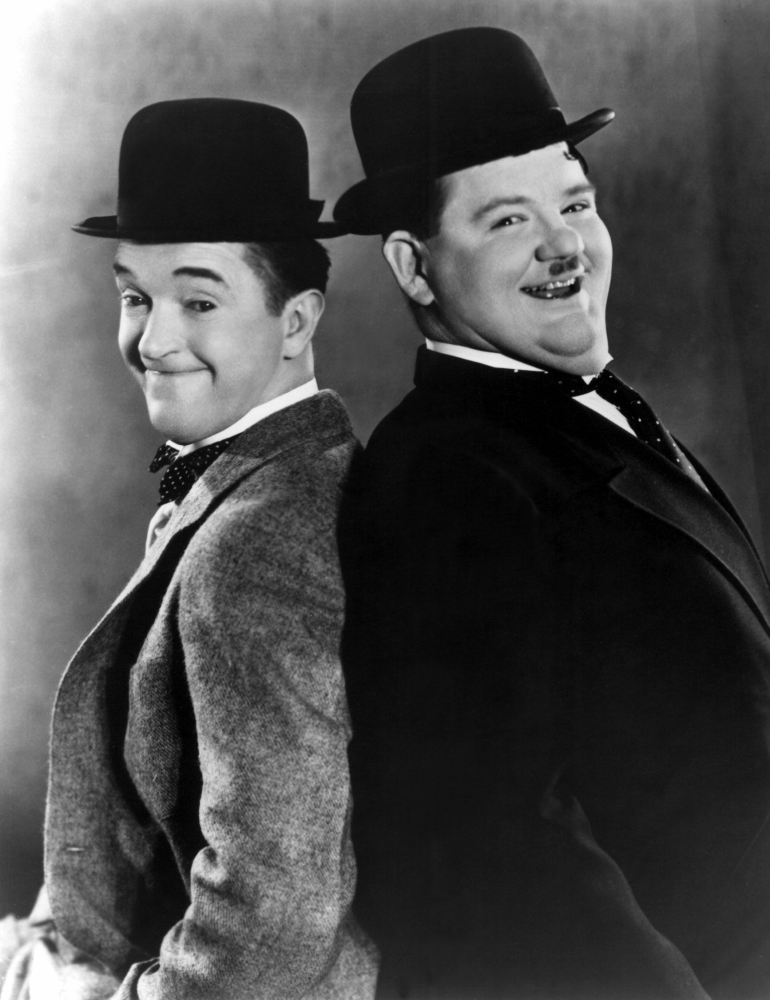 Everett Collection EVCPBDLAANEC028HLARGE Stan Laurel Oliver Hardy Laurel & Hardy Photo Print, 16 x 20 - Large