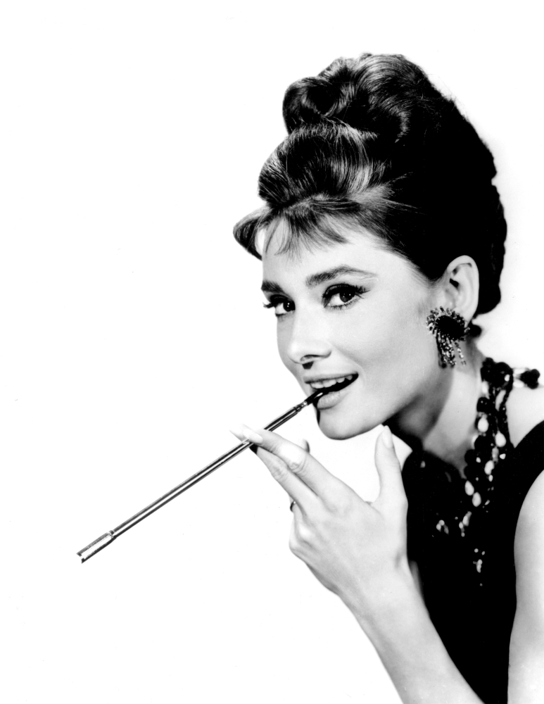 Everett Collection EVCMBDBRATEC008H Breakfast At Tiffanys Audrey Hepburn 1961 Photo Print, 8 x 10