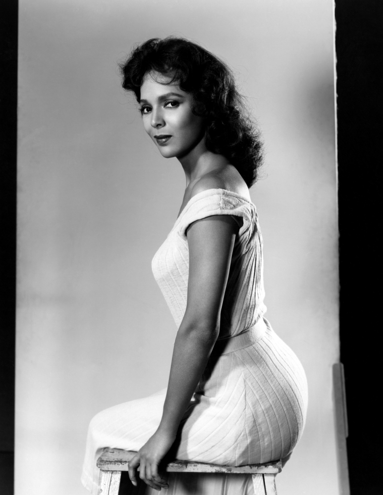Everett Collection EVCMBDDERAEC026HLARGE The Decks Ran Red Dorothy Dandridge 1958 Photo Print, 16 x 20 - Large