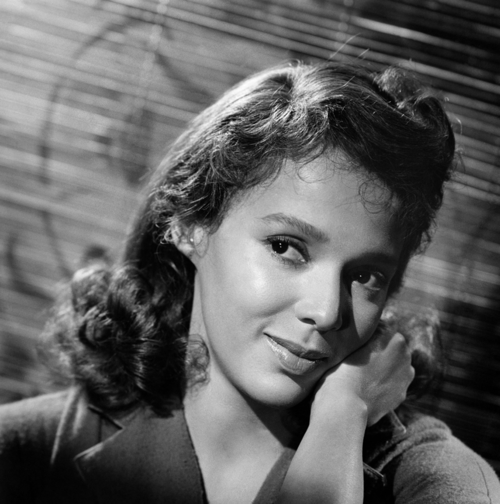 Everett Collection EVCMBDMALAEC004HLARGE Malaga Dorothy Dandridge 1960 Photo Print, 16 x 20 - Large