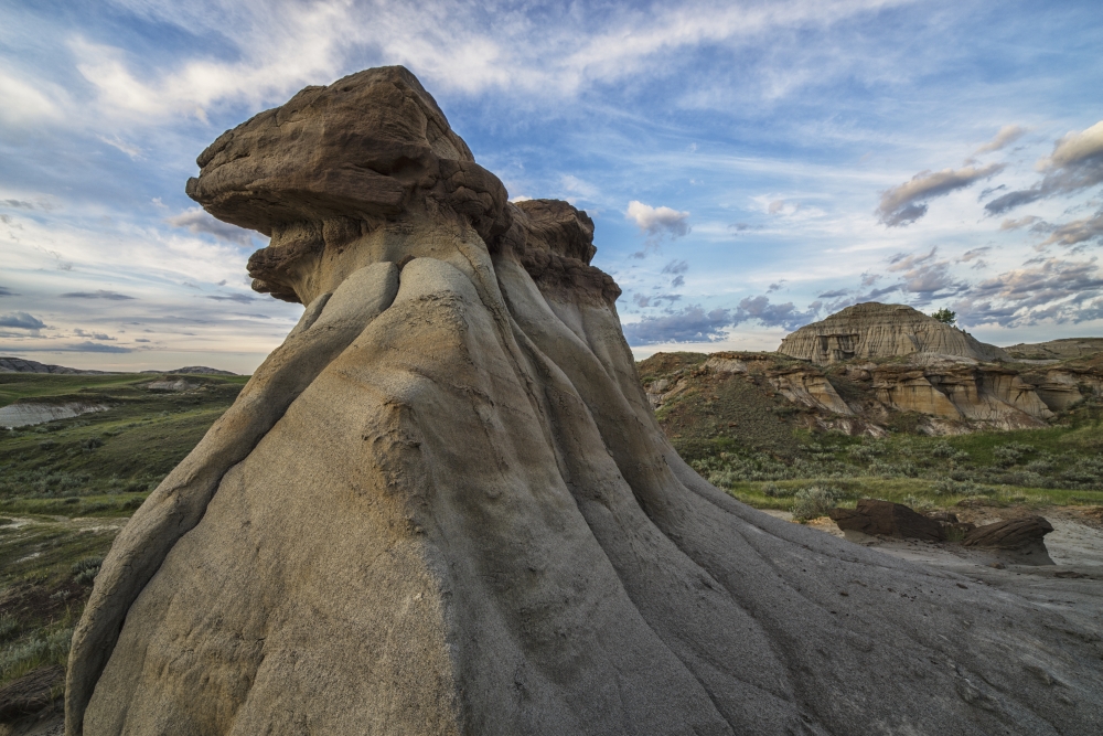 DPI12252407LARGE Hoodoo in Dinosaur Provincial Park - Alberta Canada Poster Print - 38 x 24 in. - Large