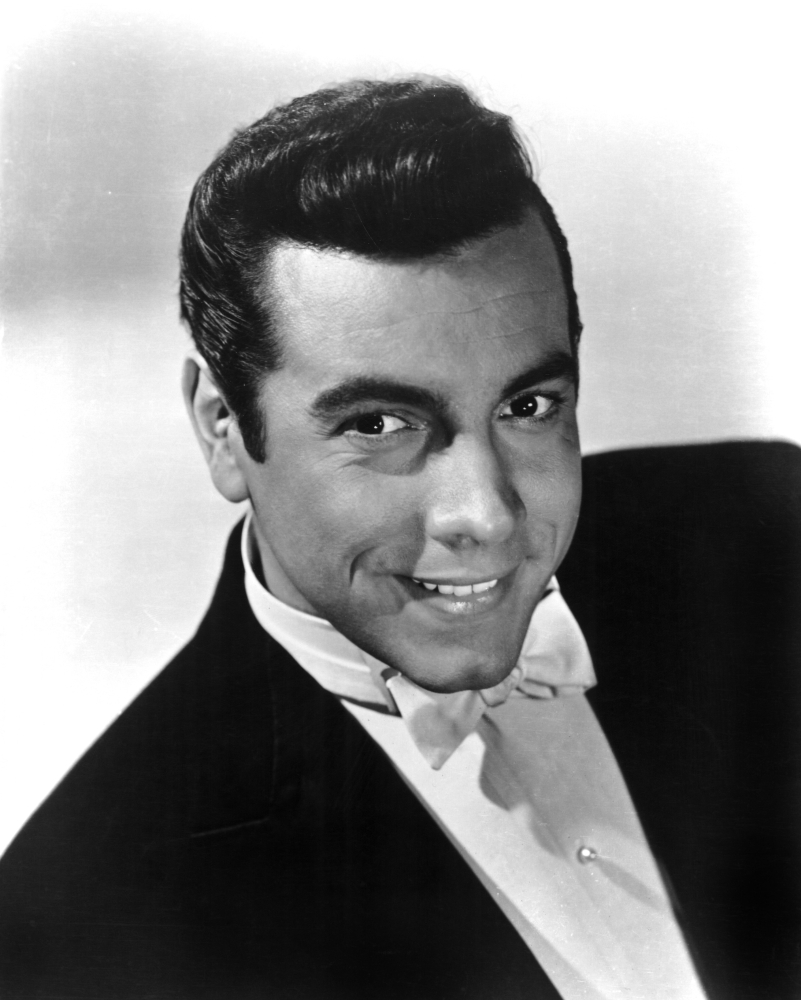 Everett Collection EVCPBDMALAEC005H Mario Lanza Photo Print, 8 x 10