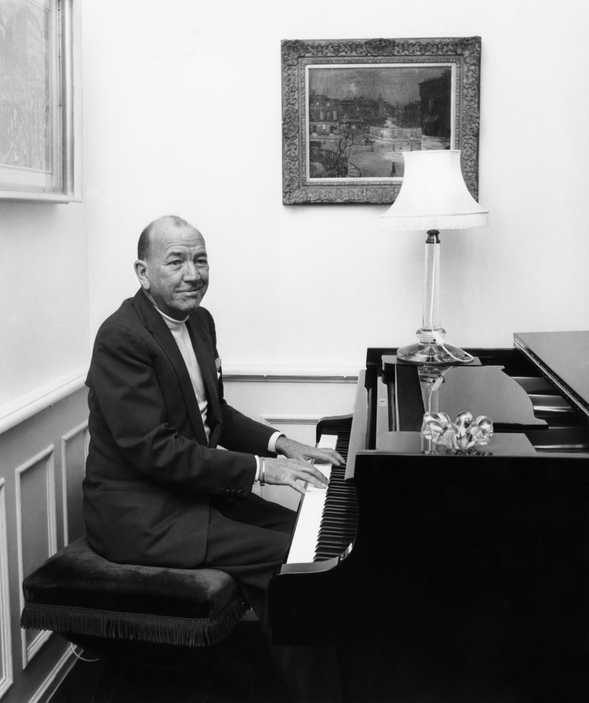 Noel Coward 1960S Photo Print, 8 x 10