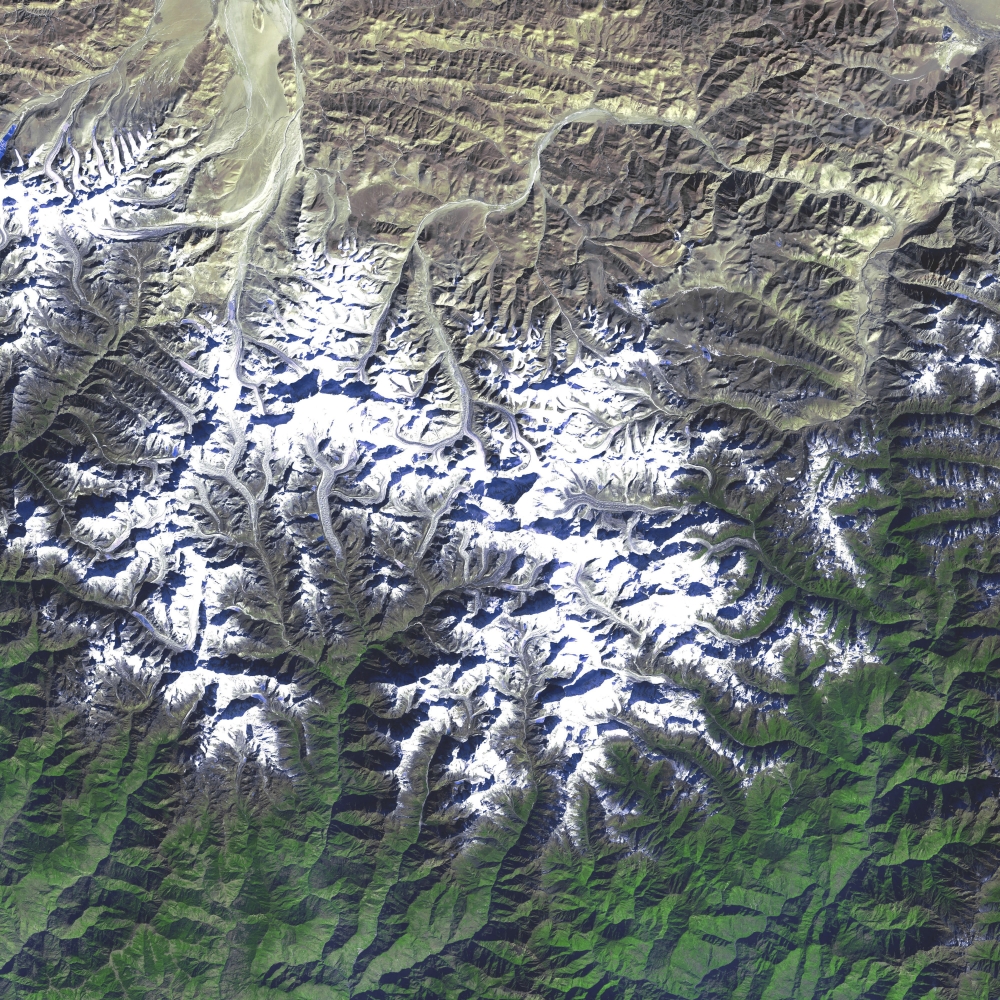 Mount Everest Poster Print, 28 x 28 - Large
