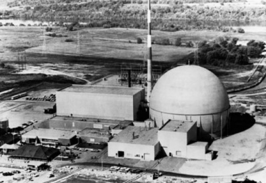 High Angle View of A Nuclear Power Station Commonwealth Edison Dresden Nuclear Power Plant Morris Illinois USA Poster Print, 24 x 36 - Large