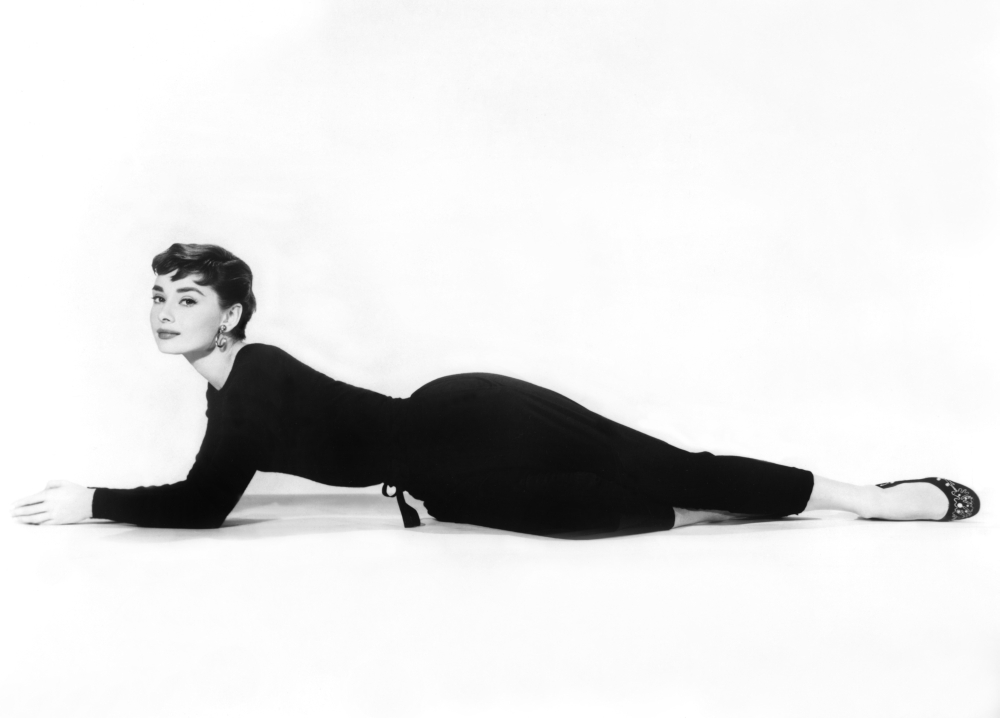 Everett Collection EVCPBDAUHEEC119HLARGE Audrey Hepburn In A Publicity Shot for Sabrina 1954 Photo Print, 20 x 16 - Large
