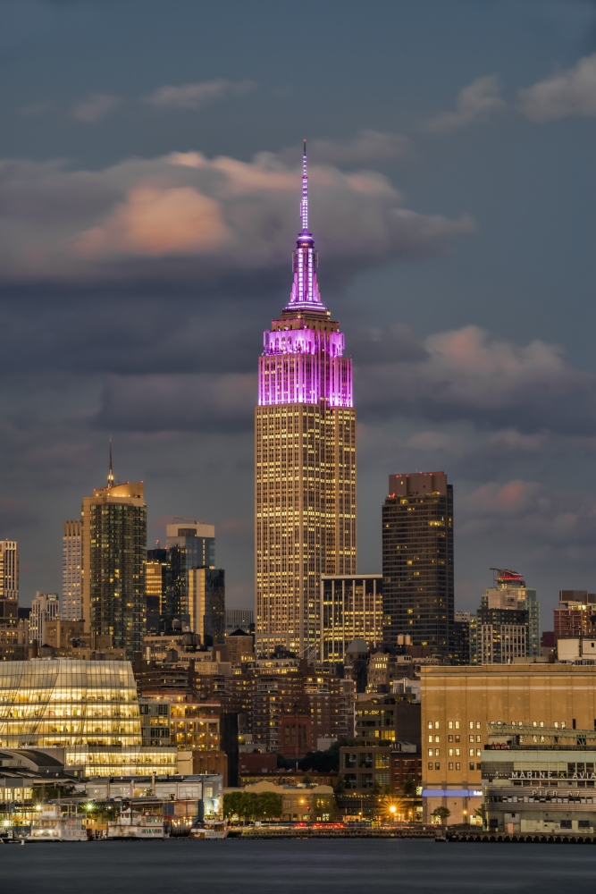 DPI12257531 Empire State Building at Sunset Colour Honouring The Cupus Foundation of America Poster Print - 12 x 19 in.