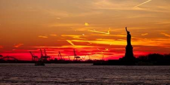 PDXAF201311202133C02LARGE Statue of Liberty At Sunset New York Poster Print by Assaf Frank, 24 x 48 - Large