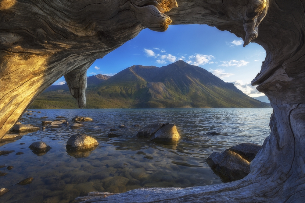 Kings Throne Rises Above Kathleen Lake in Kluane National Park - Yukon Canada Poster Print - 38 x 24 in. - Large