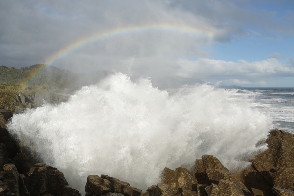 DPI12278889LARGE Punakaiki Blowholes with A Rainbow West Coast of The South Island - New Zealand Poster Print - 38 x 24 in. - Large