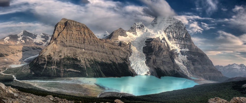 DPI1865549LARGE Berg Lake Mount Robson Provincial Park - Mount Robson Provincial Park British Columbia Canada Poster Print, 44 x 18