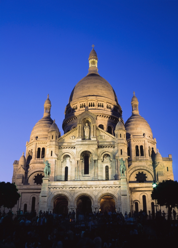 Sacre Coeur At Dusk Poster Print - 13 x 18