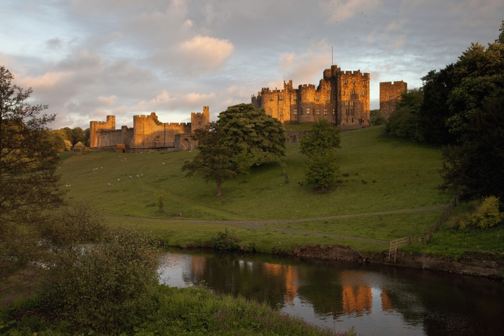 Picture of Posterazzi DPI1880704LARGE Alnwick Castle - Alnwick, Northumberland, England Poster Print, 38 x 24 - Large
