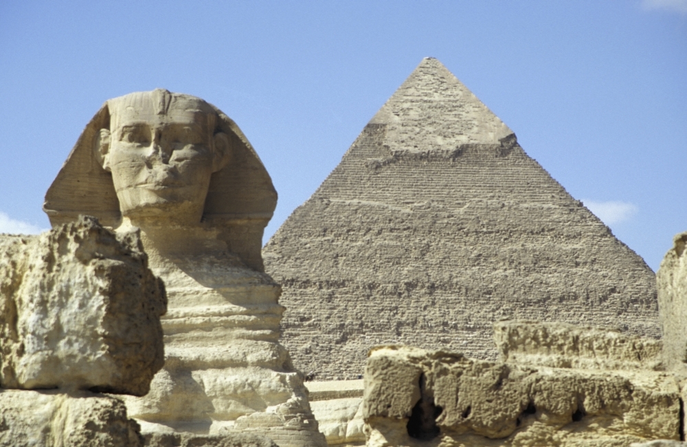 Sphinx & Khafra Pyramid Poster Print, 34 x 22 - Large