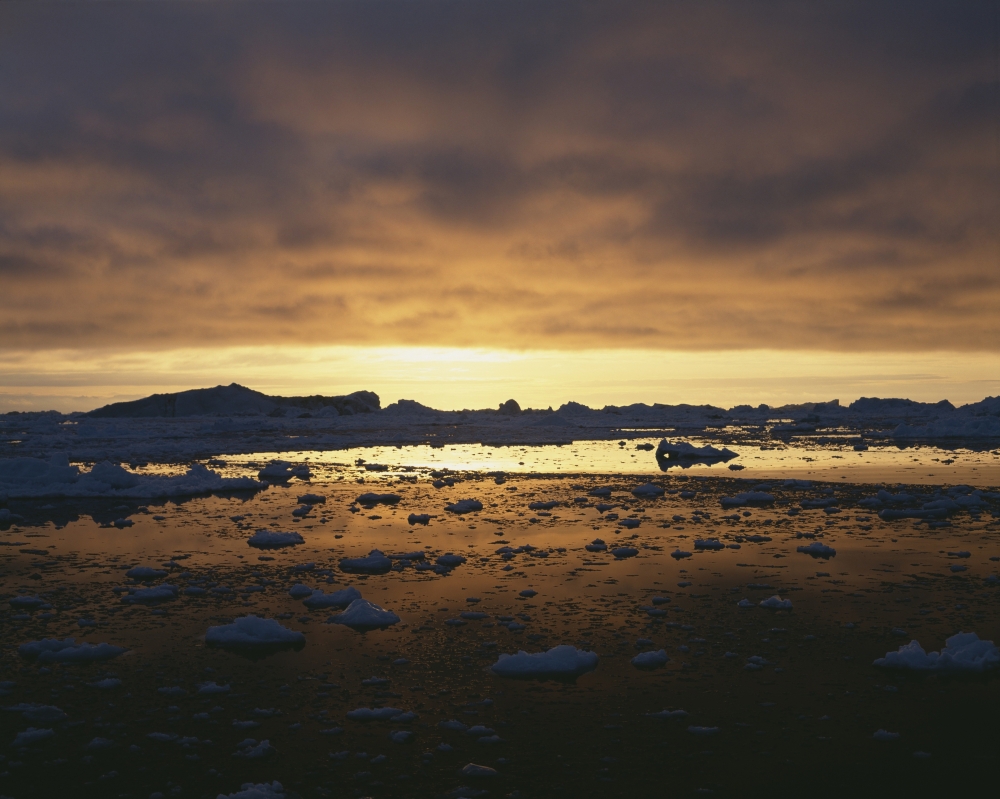Midnight Sun Over Snowy Disko Bay Poster Print - 15 x 12