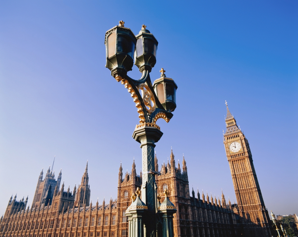 Houses of Parliament & Street Lamp Poster Print - 17 x 13
