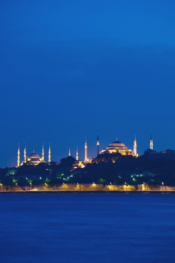 DPI1892994LARGE Turkey, Sultanahmet or Blue mosque & Hagia Sofia at dusk - Istanbul Poster Print, 24 x 38 - Large