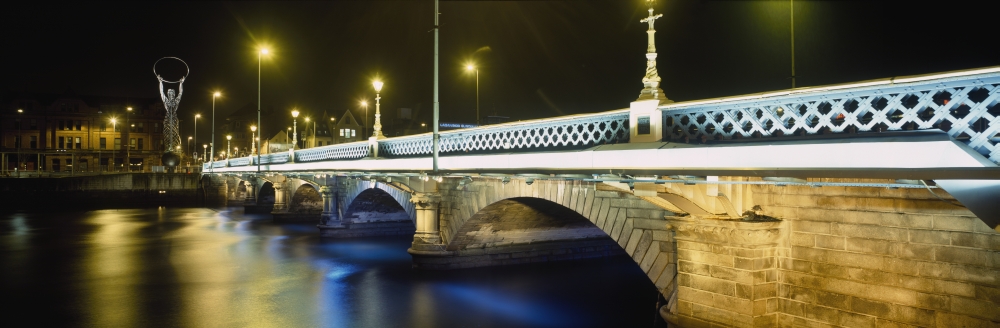 Queens Bridge Over River Lagan At Night Poster Print, 37 x 12