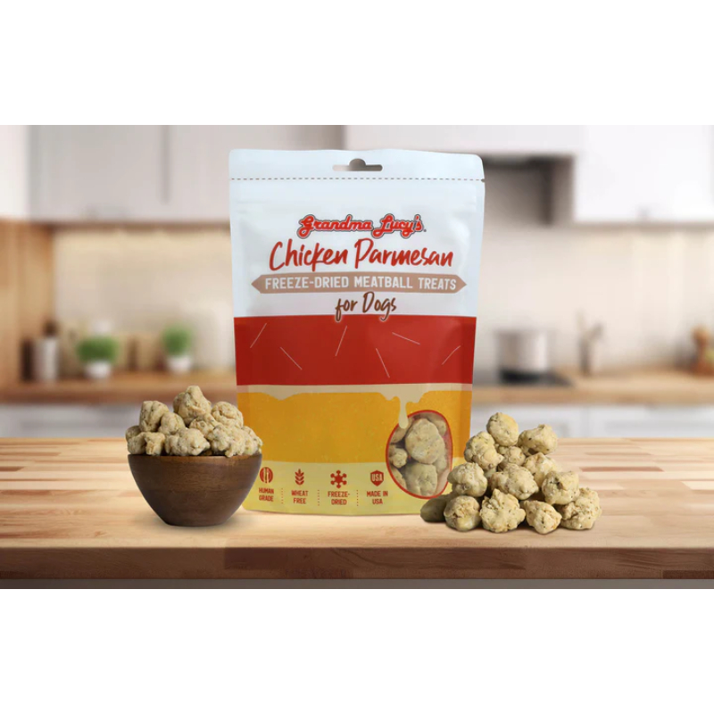 Picture of Grandma Lucys 46178102 3 oz Freeze-Dried Meatballs Treats for Dogs - Chicken Parmesan
