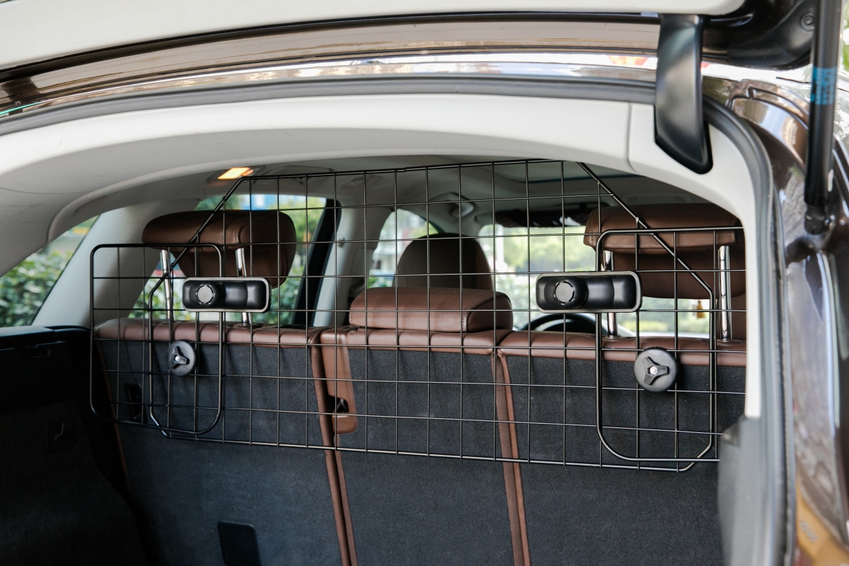 Picture of PawsMark QI003586 16.25 x 47 in. Adjustable Pet Barrier Gate Divider for Dogs & Pets&#44; Black - Large