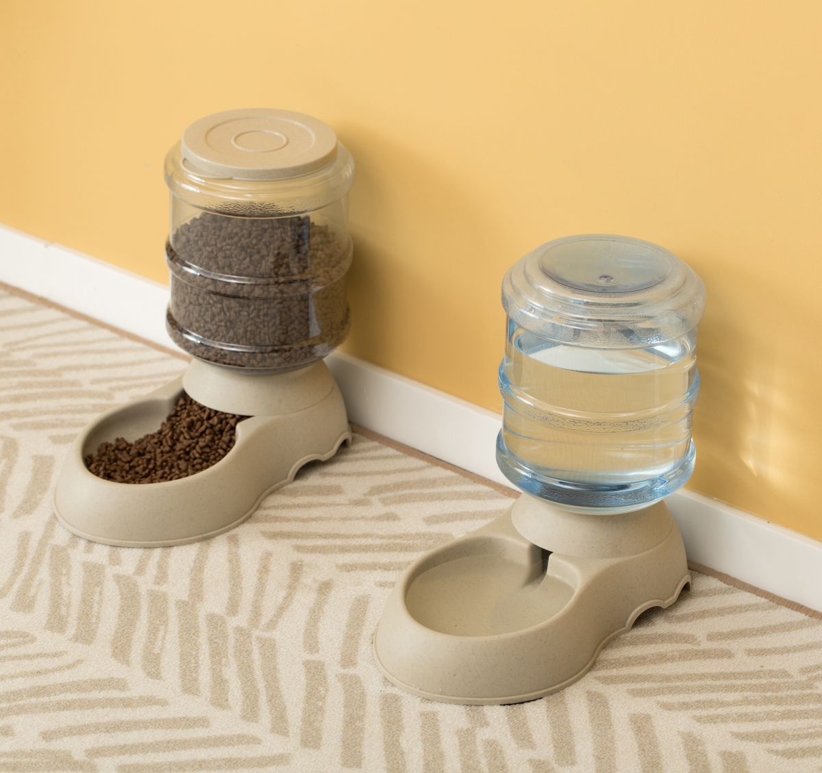 Picture of PawsMark QI003699.P 12 x 7 x 12.5 in. Automatic Self Dispensing Gravity Pet Feeder & Waterer for Cats & Dogs