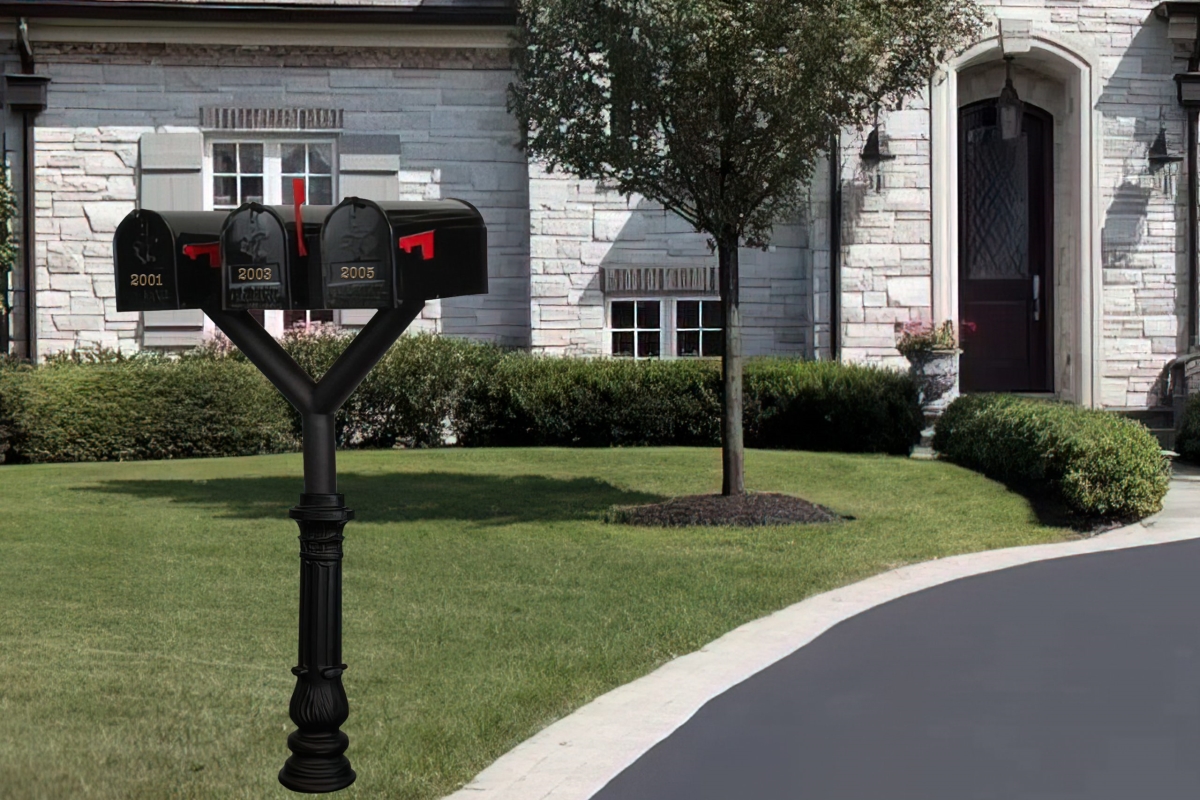 PENPST3-700-E1 Penfield Triple Mailbox Post System, Decorative Ornate Base with 3 E1 Economy Mailboxes - Black