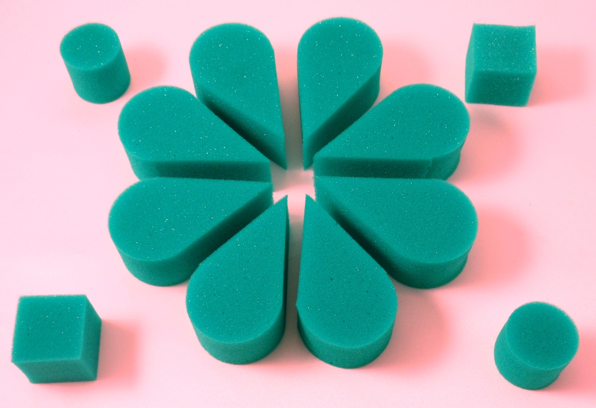 Petal Sponge, Green - Pack of 8