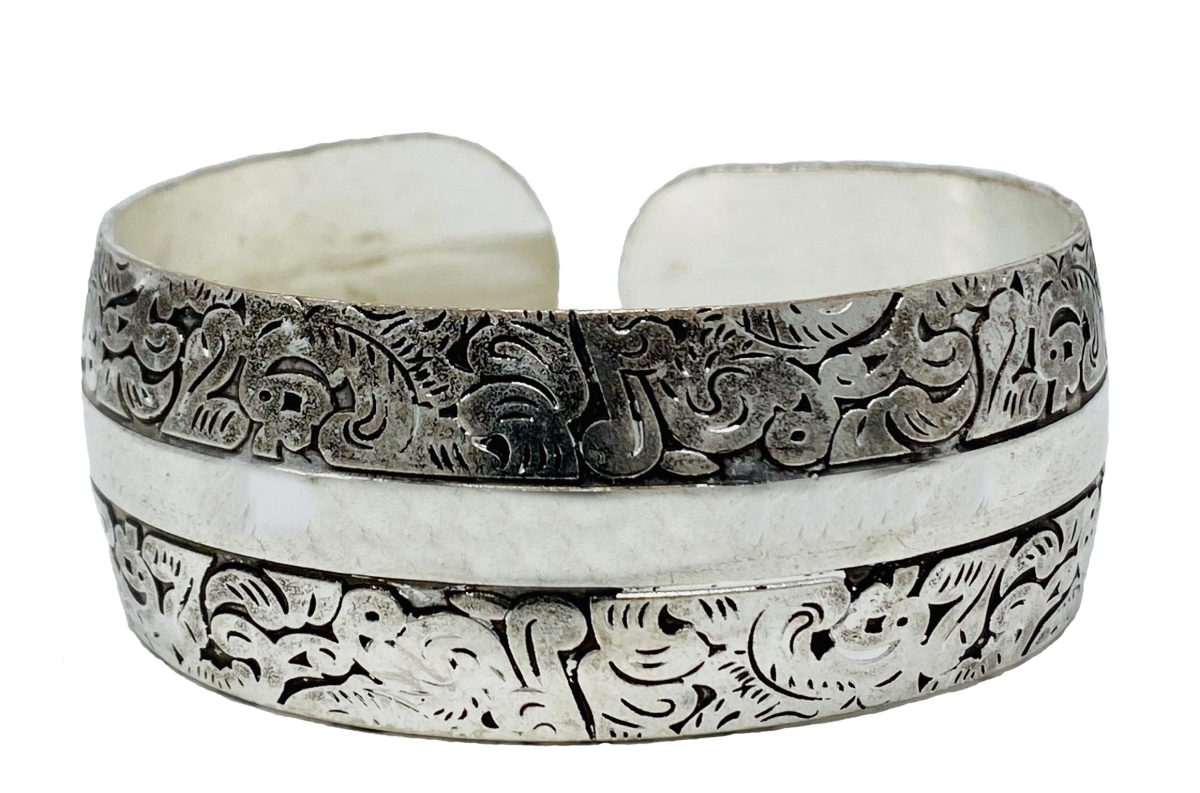 Picture of Y2 YZJ69 Silvertone Etched Chunky Bracelets - Floral