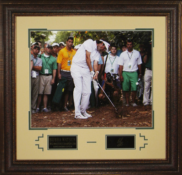 Picture of Athlon CTBL-018732 Bubba Watson Unsigned 2012 Masters Engraved Signature Series Leather Framed Photo - 22 x 30