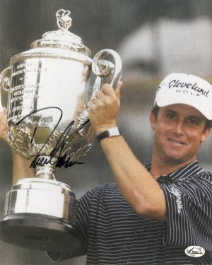 Picture of Athlon CTBL-A8193 David Toms Signed Photo 2001 PGA Championship with Trophy - Vertical - 8 x 10