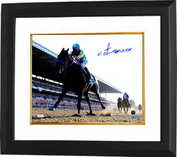 CTBLABW17529 16 x 20 in American Pharoah Signed Custom Framed Photo 2015 Belmont Stakes Horse Racing with Victor Espinoza  Steiner Hol