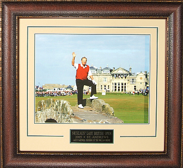 Picture of RDB Holdings & Consulting CTBL-019816 16 x 20 in. Jack Nicklaus UnSigned 2005 British Open Farewell Custom Framed Photo V-Groove Premium Matting