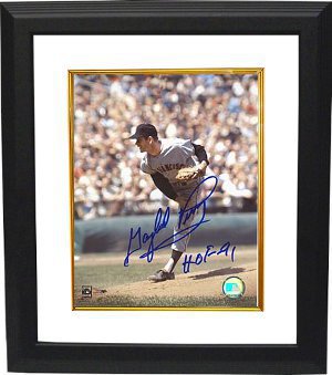 CTBL-BW5976 8 x 10 in. Gaylord Perry Signed San Francisco Giants HOF 91 Photo, Custom Framed