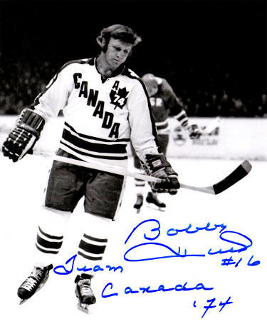 CTBL-021353 8 x 10 in. Bobby Hull Signed Team Canada Vintage B&W Photo Team Canada 74