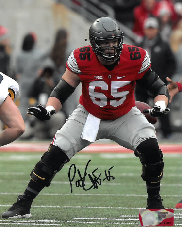 Picture of Athlon Sports CTBL-023992 8 x 10 in. Pat Elflein Signed Ohio State Buckeyes Photo No. 65 - Vertical