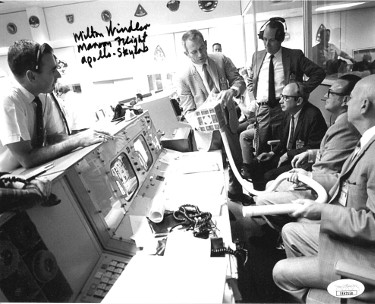 CTBL-024839 Milton Windler Signed NASA Vintage B&W 8 x 10 in. Photo Maroon Flight Apollo- Skylab- JSA Hologram No.EE62150