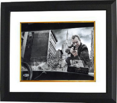 CTBL-BW25563 11 x 14 in. Kiefer Sutherland Signed-24 Jack Bauer Photo Framing with Beckett & BAS Hologram No.B57690