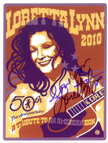 Picture of Athlon Sports CTBL-025827 4.5 x 5.5 in. Loretta Lynn Signed 2010 50th Anniversary Tribute To An American Icon Postcard