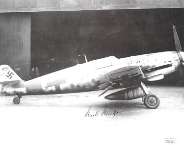 CTBL-025641 Kurt Schulze Signed WWII German ME-109 Luftwaffe Pilot KG2 Vintage B&W 8 x 10 in. Photo - JSA Hologram No.EE63176