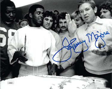 CTBL-028447 Johnny Majors Signed Pitt Panthers Vintage B&W 8 x 10 in. Photo - JSA - 1976 National Champions with Dorsett