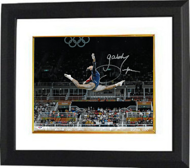 CTBL-BW28076 Gabby Douglas Signed 2016 Rio Olympics Gymnastic 16 x 20 in. Photo Custom Framing - PSA ITP - Team USA & Gold Medalist