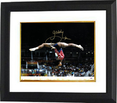 CTBL-BW28077 Gabby Douglas Signed 2016 Rio Olympics Gymnastic 16 x 20 in. Photo Custom Framing - PSA ITP - Team USA & Gold Medalist
